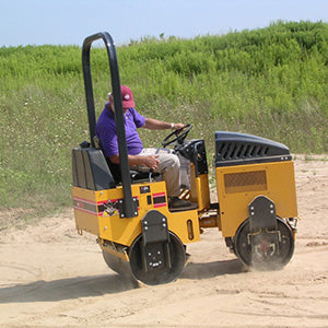 Dynapac Ride-On Asphalt Roller CC900G Honda GX610 (ROPS included)